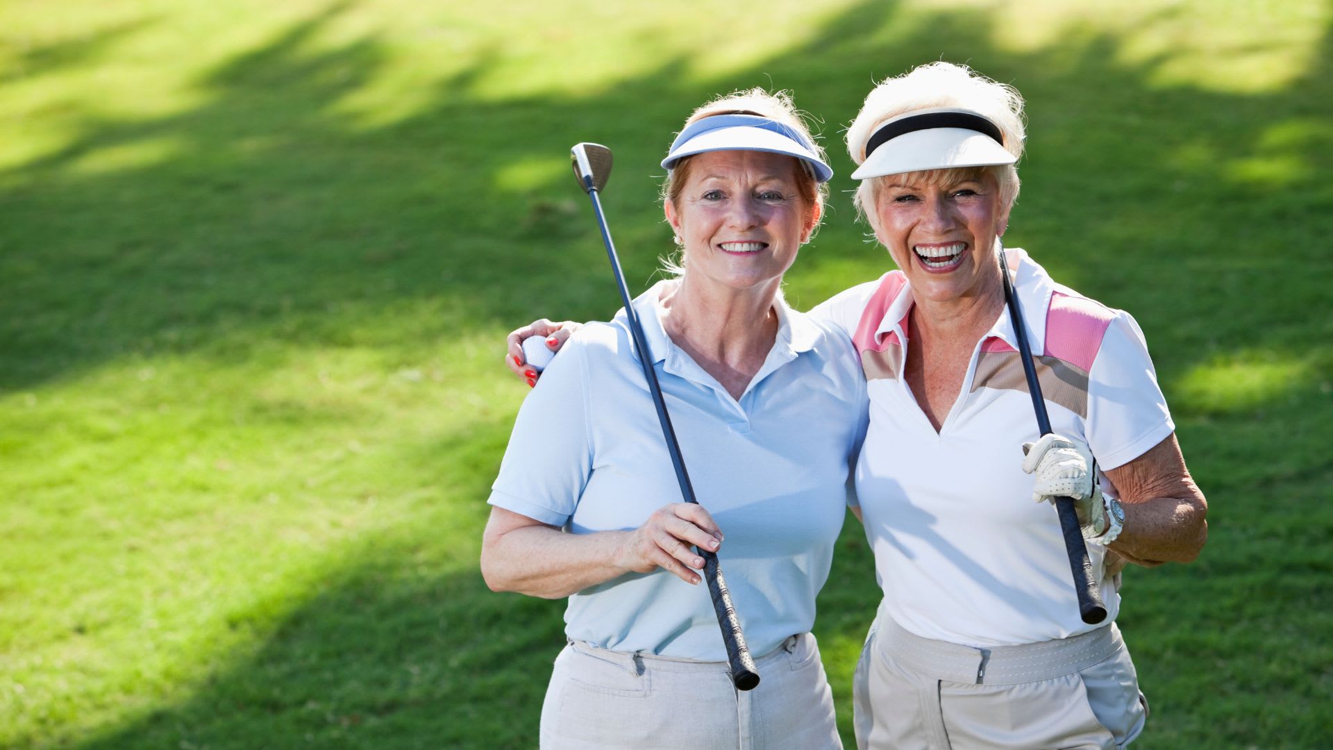 retired ladies practicing golf